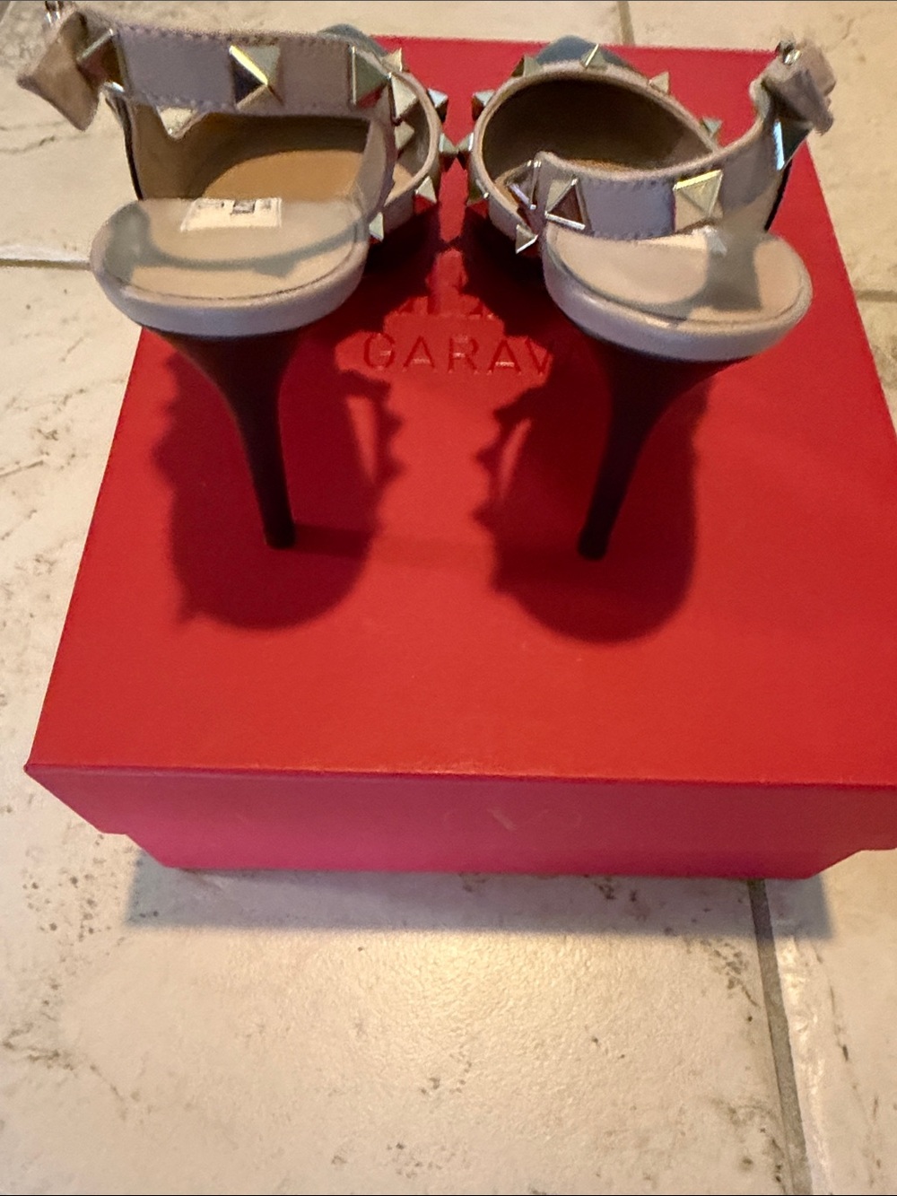Valentino Black Pointed Rockstud Slingback Pumps with Nude Trim - Picture 4 of 14
